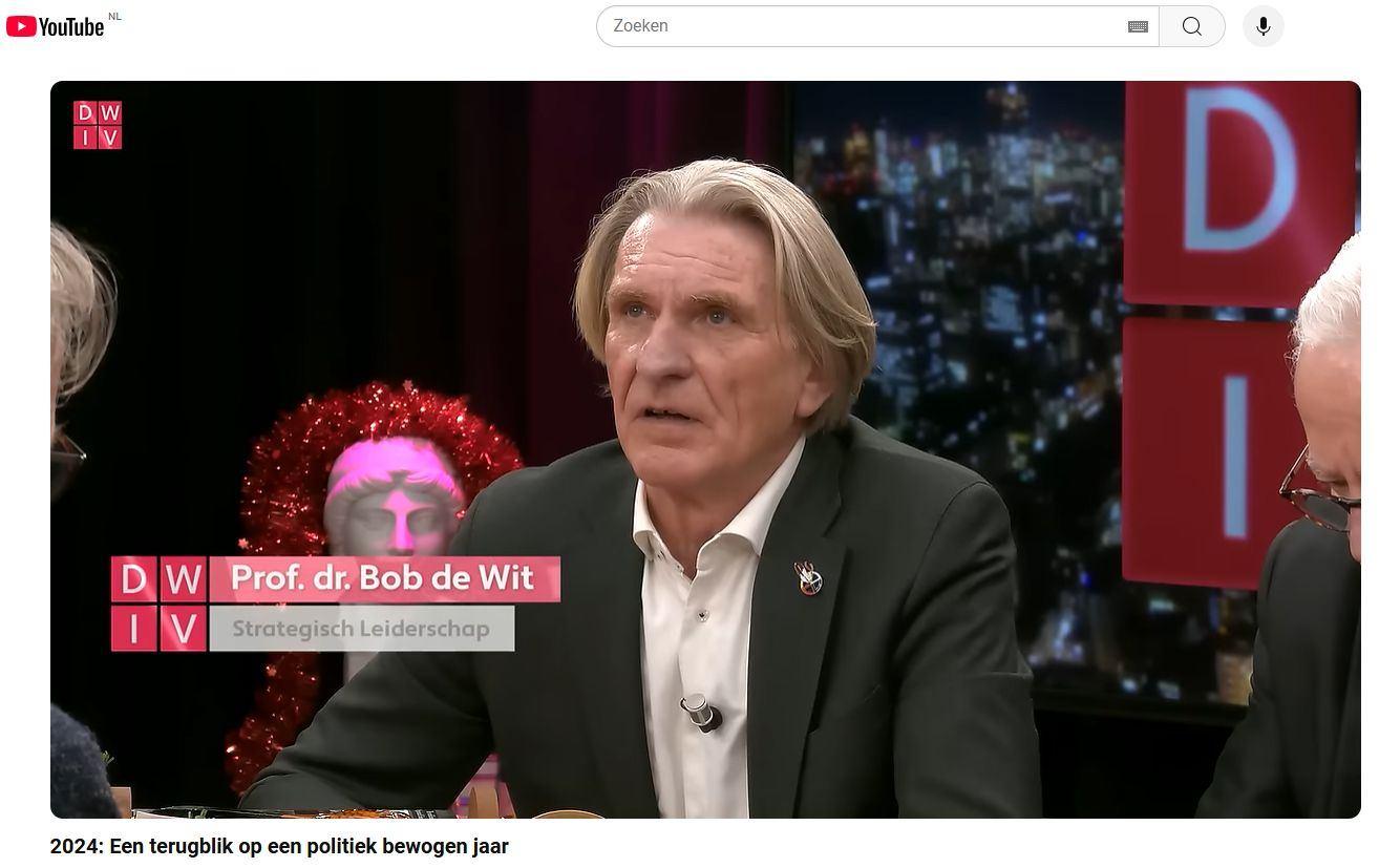 Bob de Wit was a guest at the table at the last broadcast this year of De Wereld Is Vierkant, image