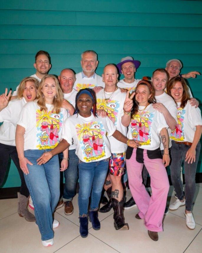 Tijdens Roze Zaterdag zal ik,- “Miss Beulah”- samen met vele andere artiesten op verschillende plekken in de stad een optreden verzorgen. image