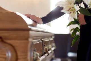 Mysterieuze oversterfte levert honderden miljoenen op, waar moet dat geld naartoe? image